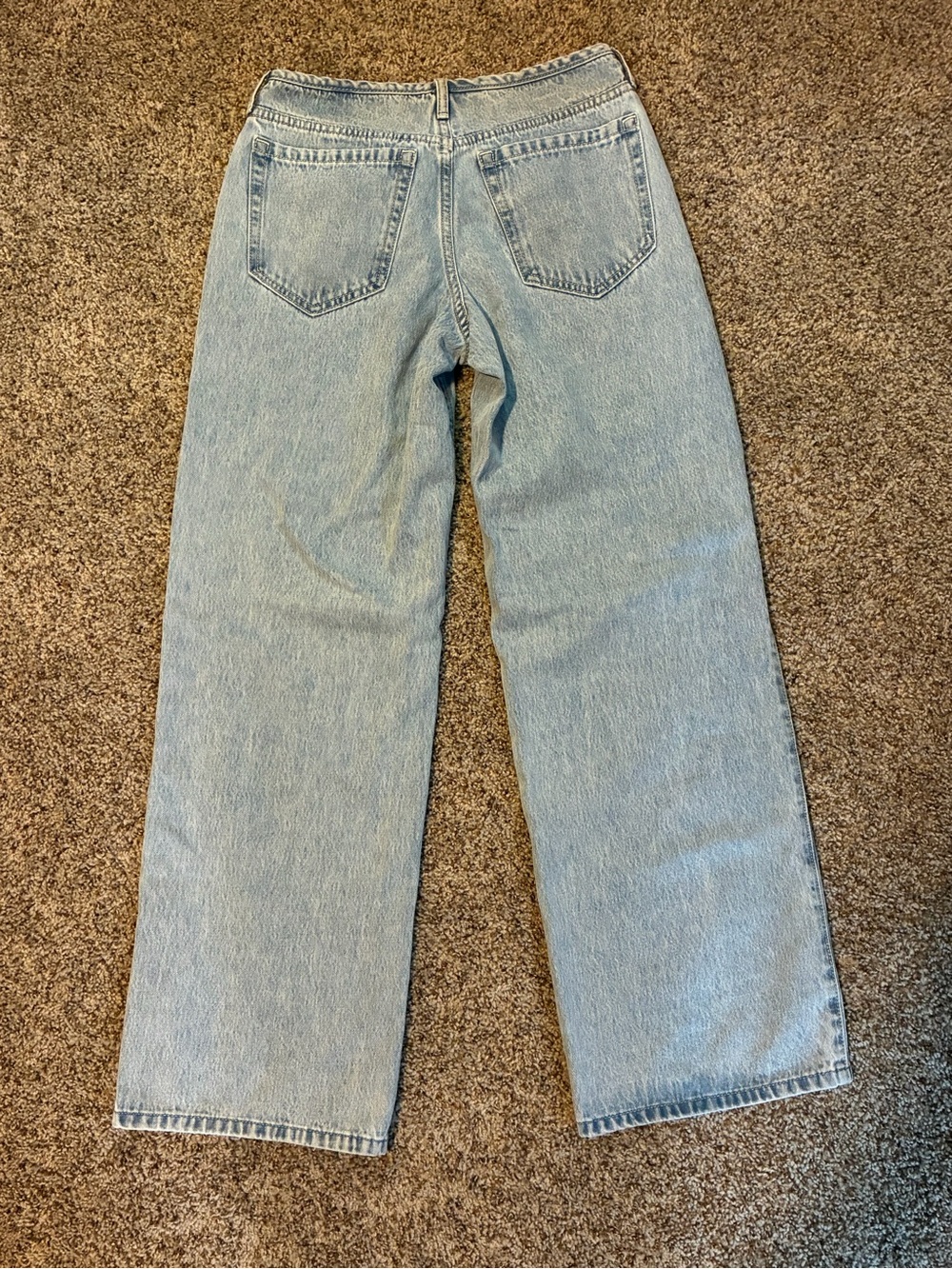NWOT Hollister Light Blue Ultra Low Rise Baggy Wide-Leg Women’s Jeans Size 2R - Picture 3 of 4